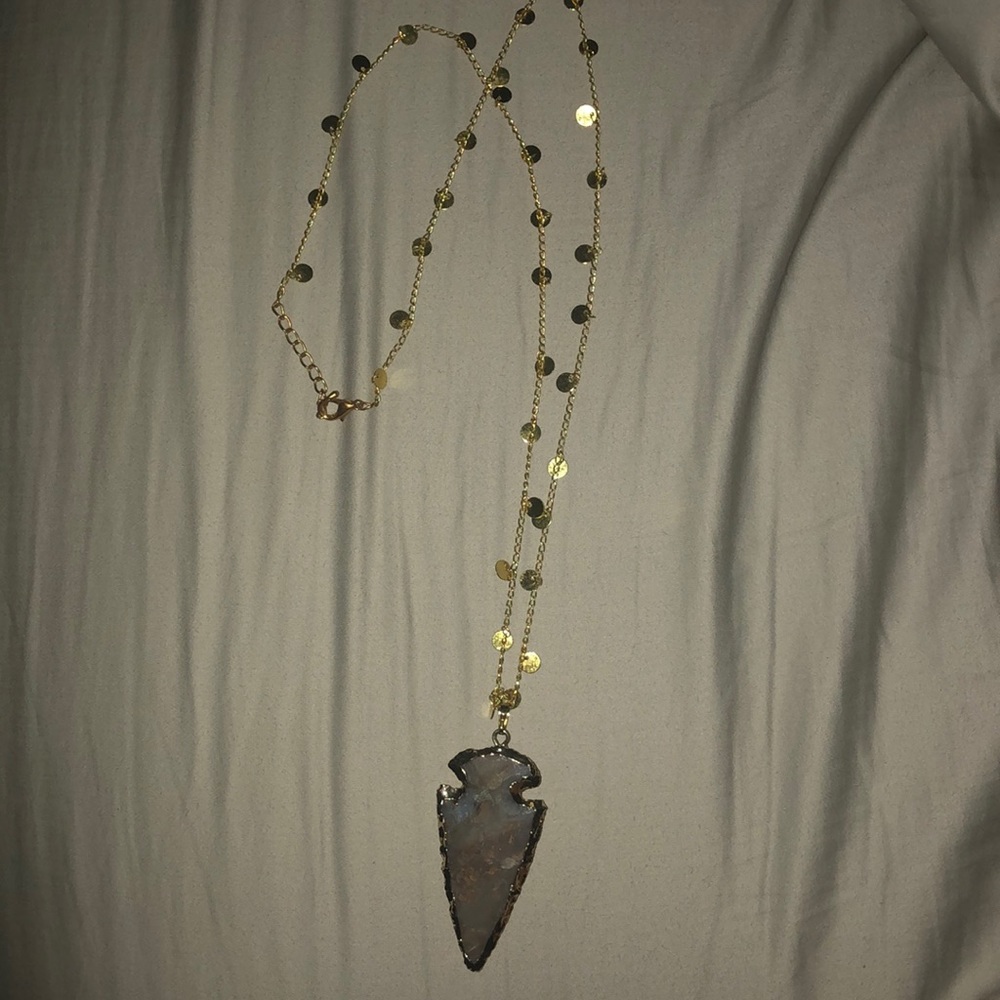 Gold arrow necklace